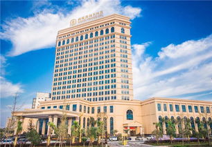 深航酒店管理公司与洪湖国际大酒店签约合作，共绘服务业新蓝图